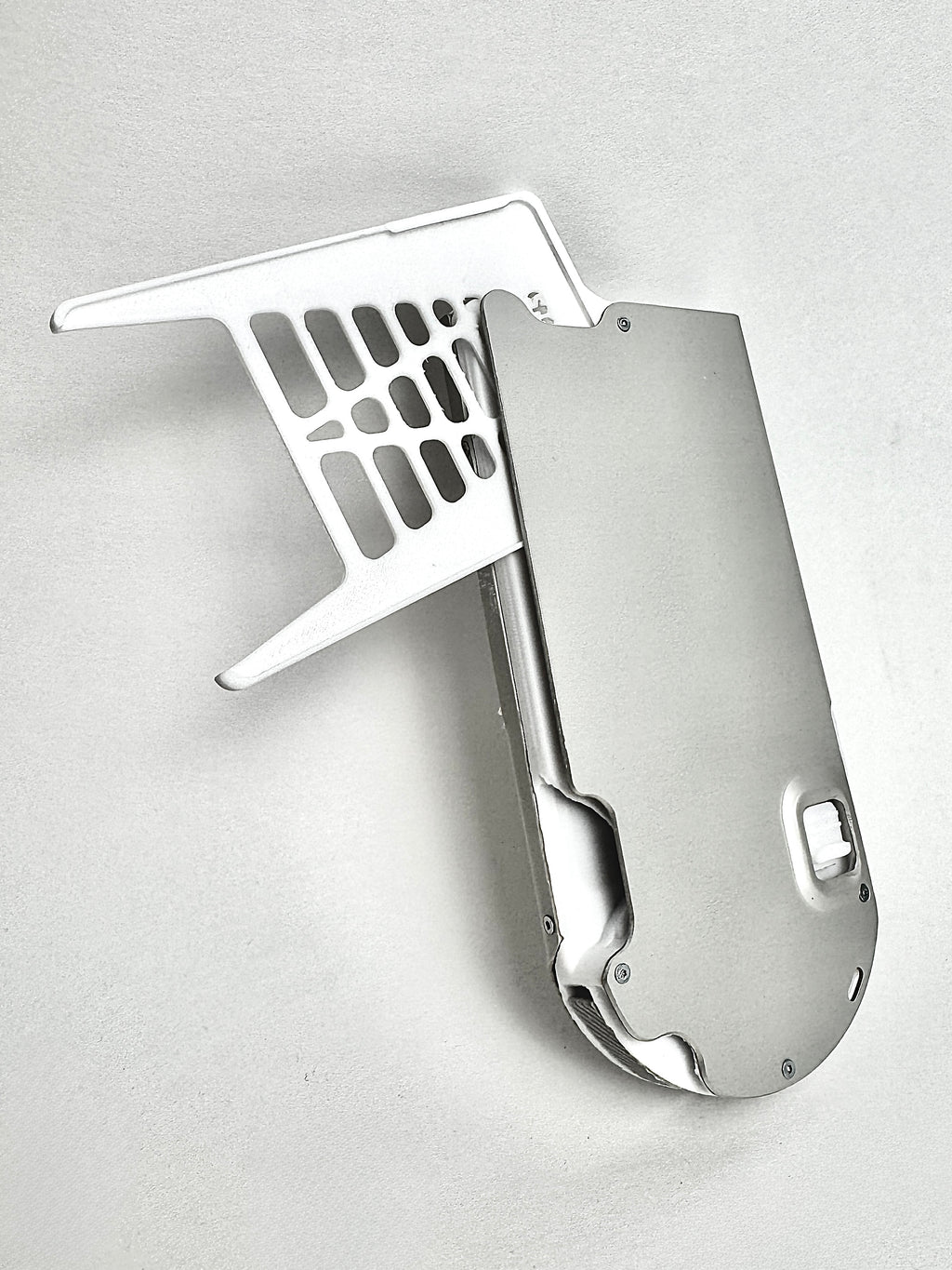 Pivot Wallet - Raw Aluminum Silver